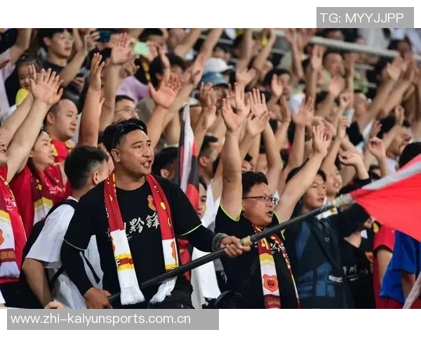 足球明星齐聚一堂精彩瞬间回顾尽在这场盛大聚会视频中